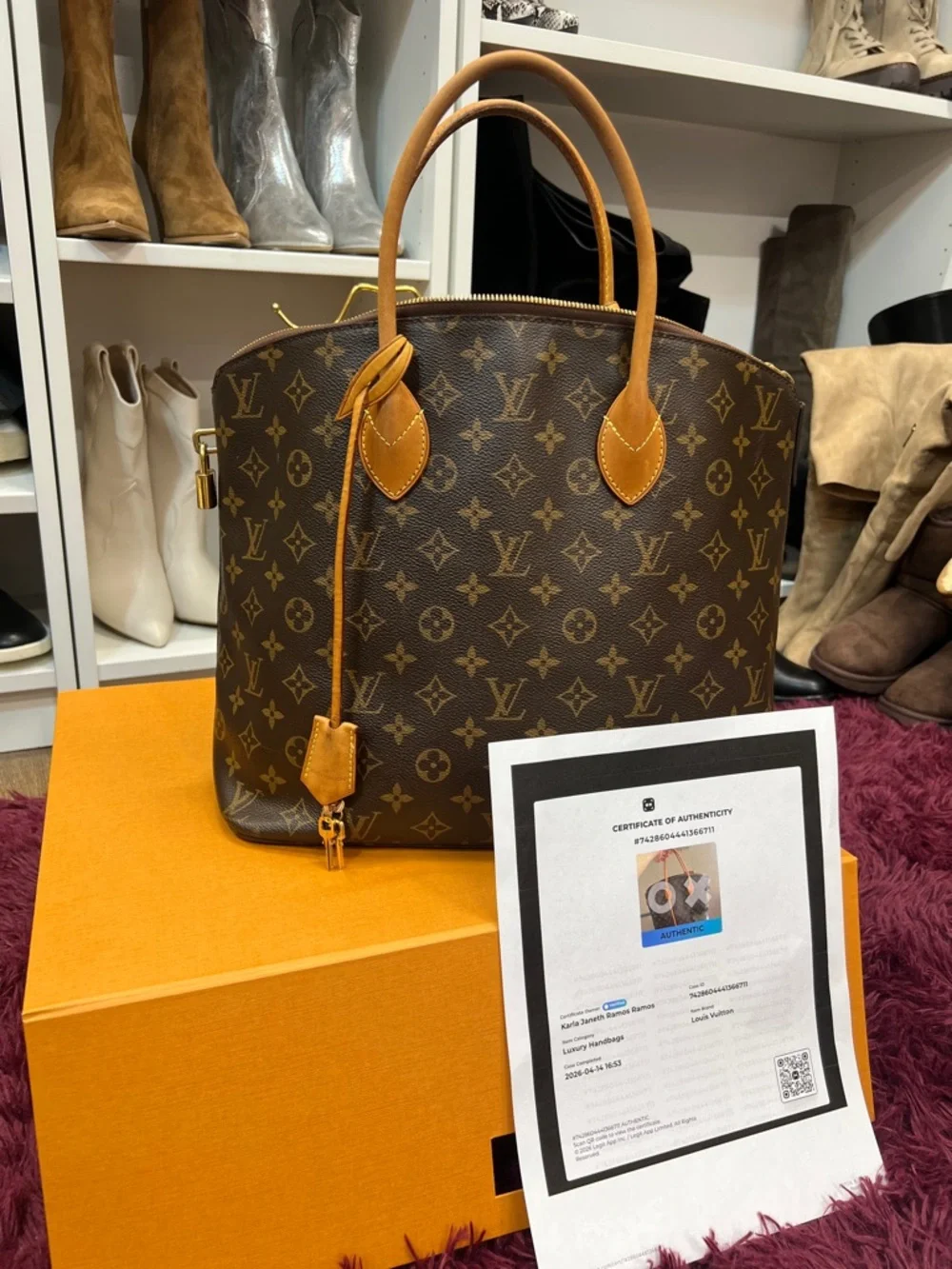 ๐ฅ๐ฅ Louis Vuitton Lockit Bag with leather interior and COA - Picture 1 of 17